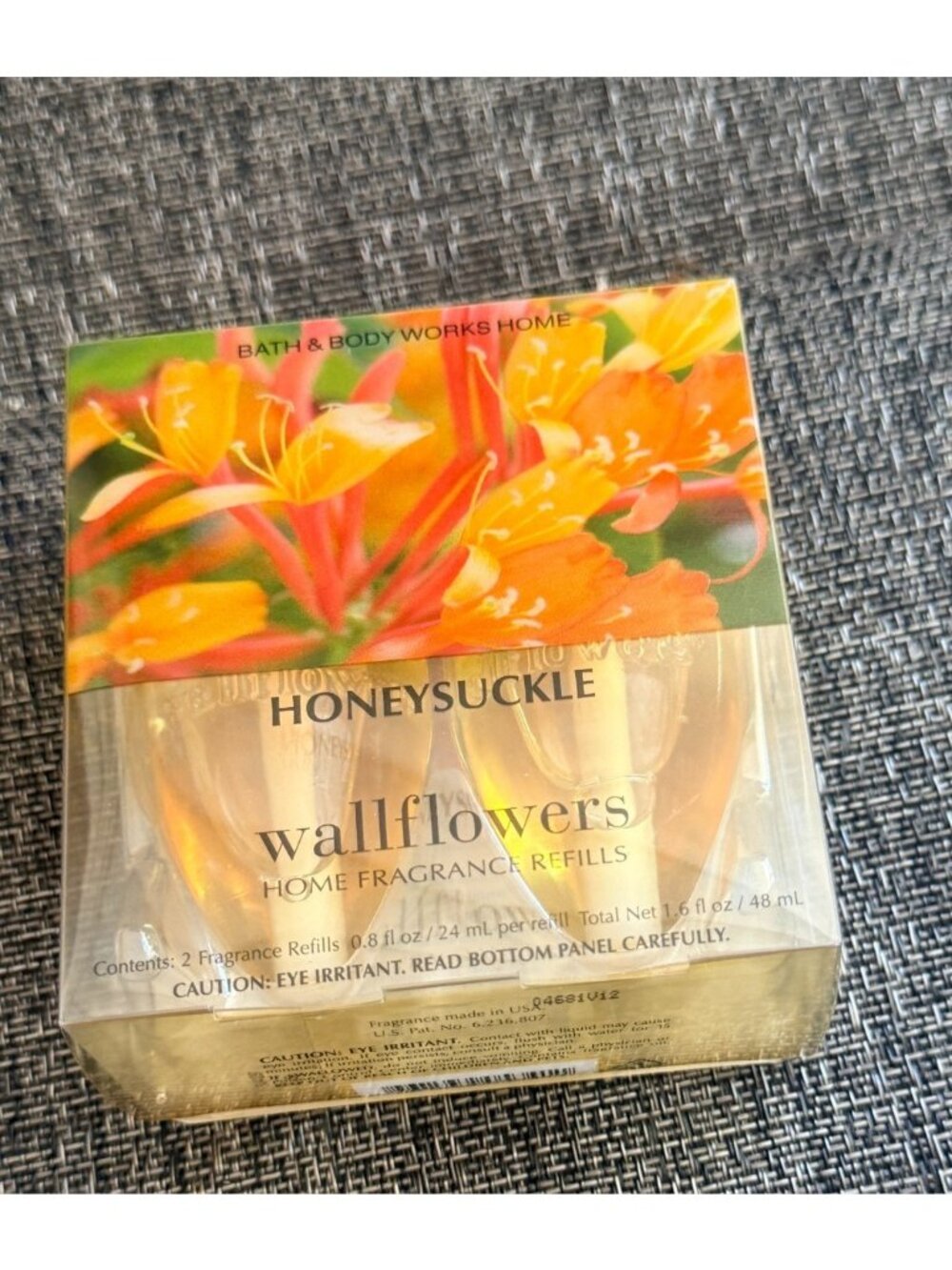 Bath And Body Works wallflowers Honeysuckle refills 2 pack